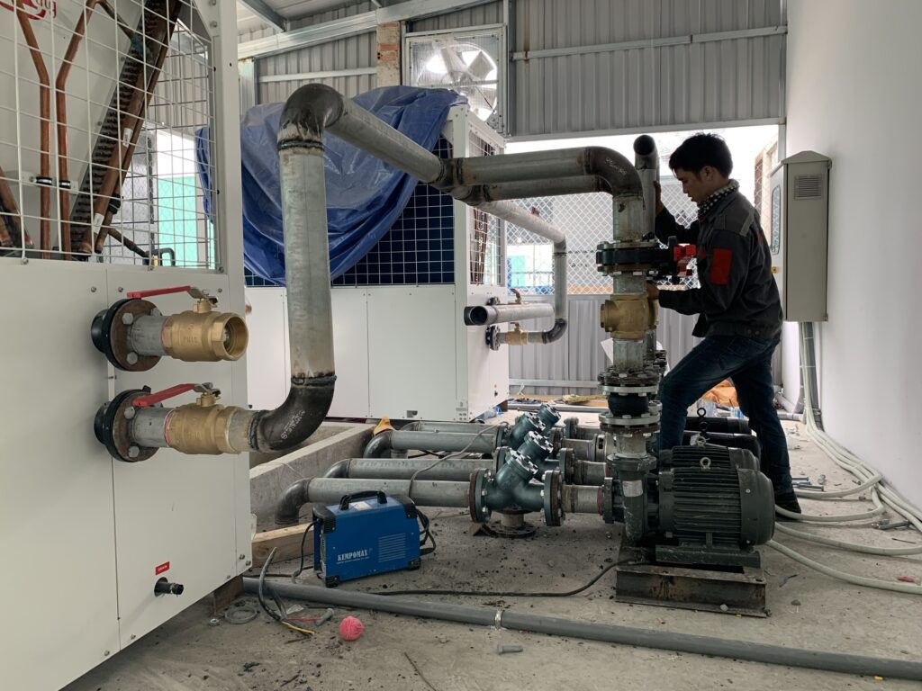 Lắp đặt Water Chiller